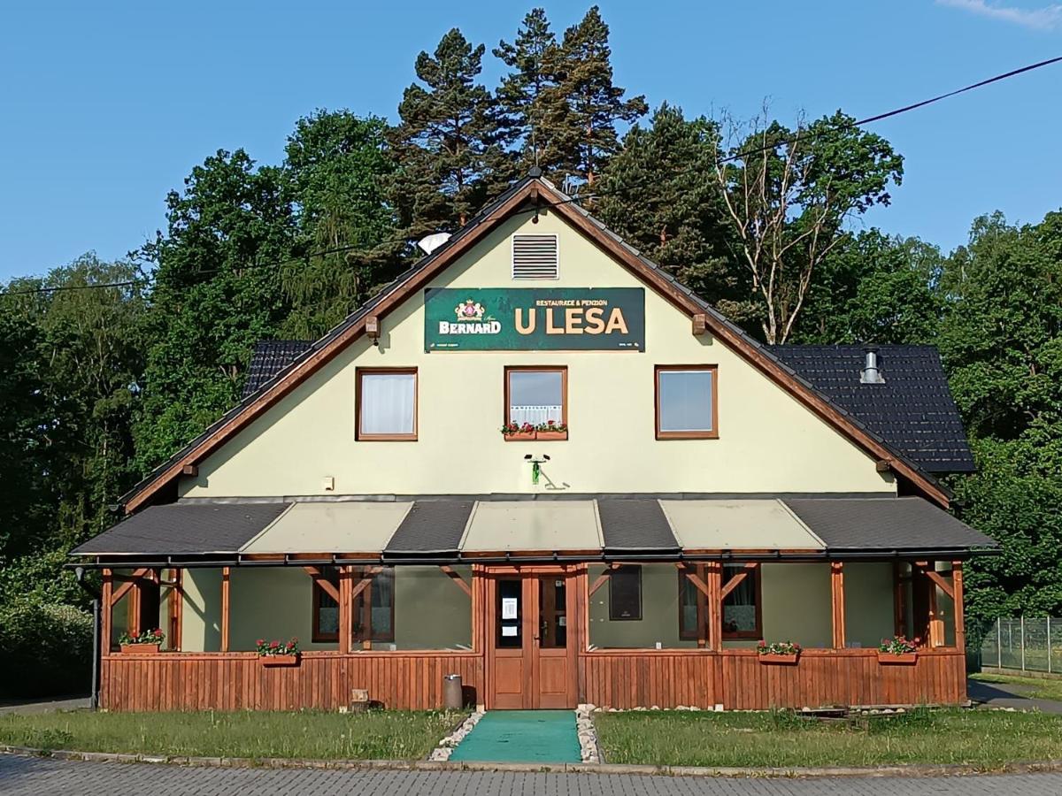 Restaurace a Penzion U Lesa Havířov Esterno foto